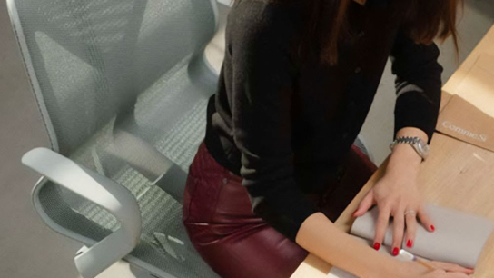 Space Planning Strategies: Optimizing Workplaces with Modern Office Sofas