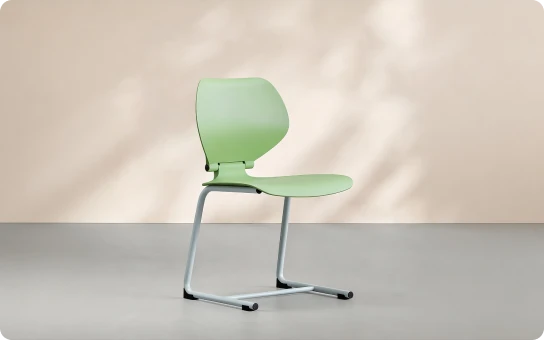 Cantilever Base PP Chair