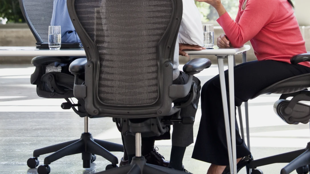 Heavy Duty Office Chair Guide: Specifying Big & Tall and 24/7 Commercial Seating