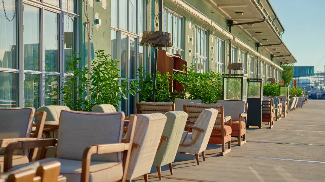 The Facility Manager’s Guide to Weatherproof Commercial Outdoor Furniture